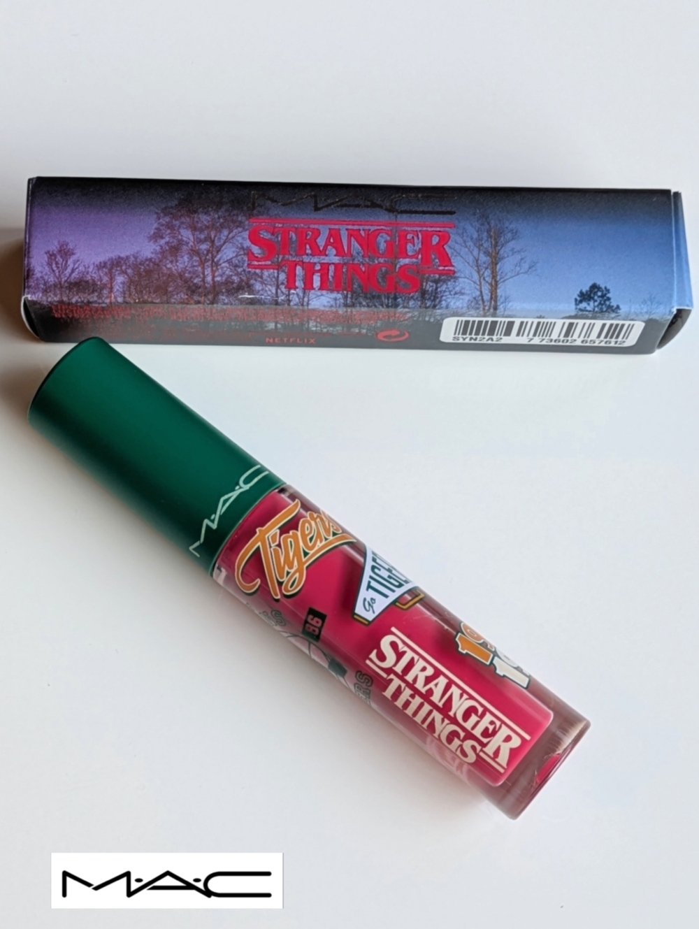 NEW! MAC Cosmetics Stranger Things Lip Gloss Excellent Erica -Pink/Coral NIB